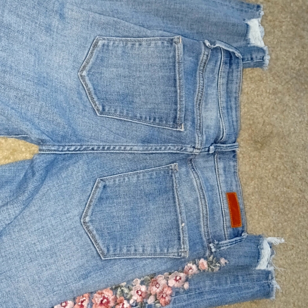 High Rise Jeans - Picture 3 of 3